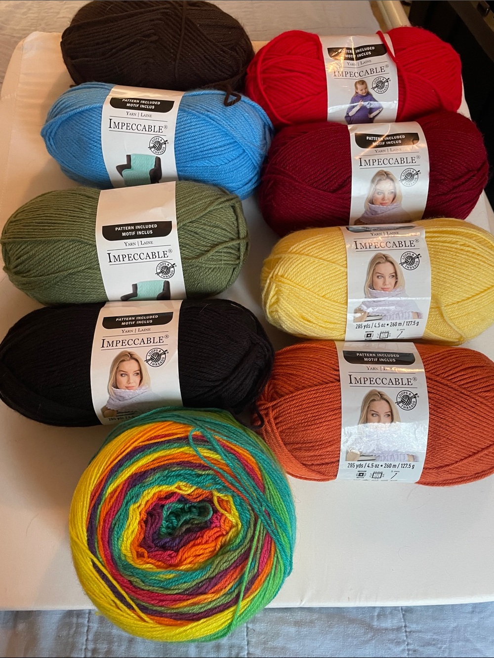 Impeccable Multicolor & Solid Yarn Set – Assorted Colors
